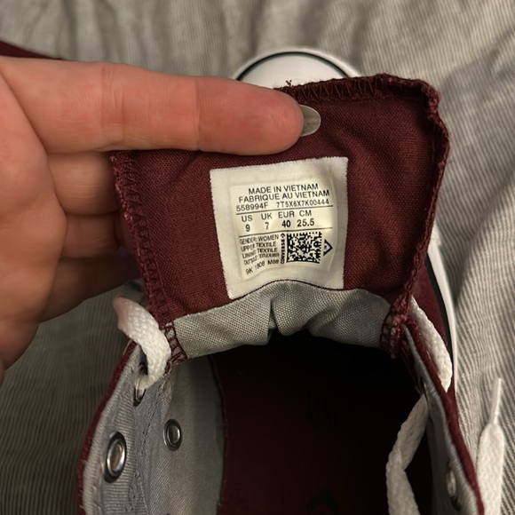 Maroon Converse All-Star sneaker women’s sz 9 men’s sz 7 new no tags never worn - Picture 5 of 5
